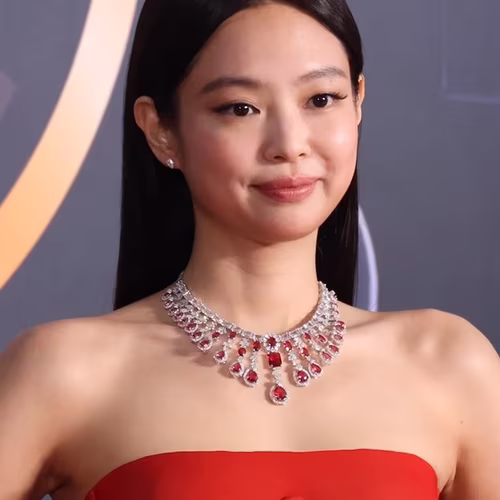 Jennie (BLACKPINK) AI Video Generator