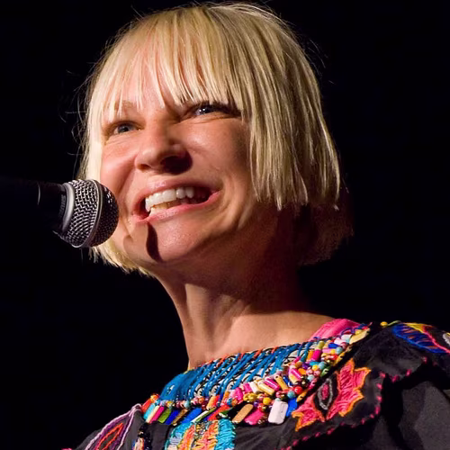 Sia AI Video Generator